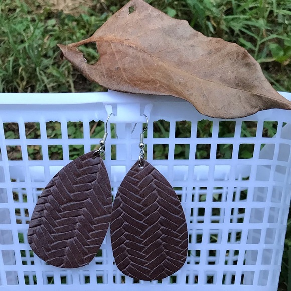 WOVEN LEATHER DROP HOOP EARRINGS - Picture 1 of 16